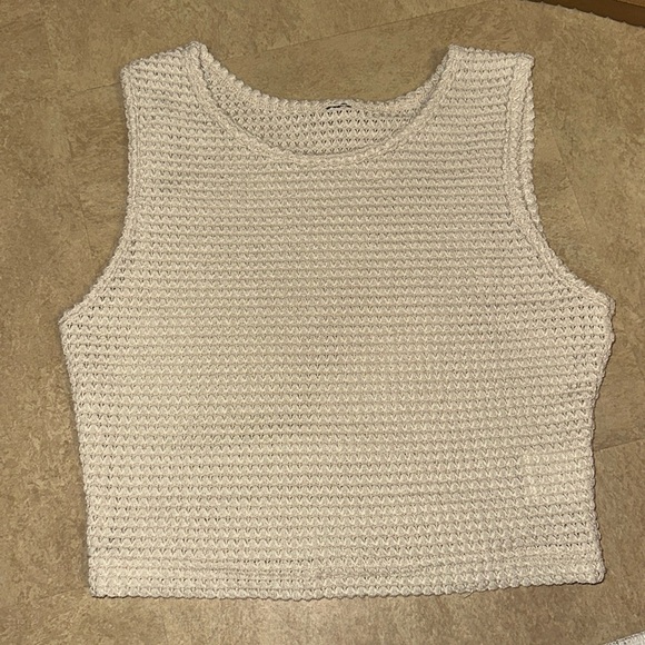 Tops - Never worn crop tank top size S!